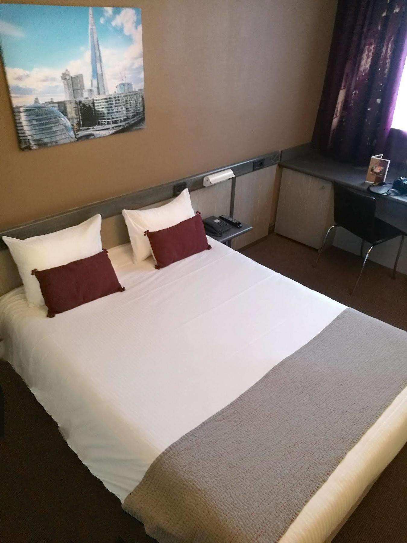 Hotel Gratte-Ciel Ariana Villeurbanne Buitenkant foto